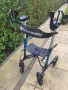 Ролаторна количка за трудноподвижни хора  с регулиращи лакътници. Сгъваема., снимка 2