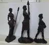 Три статуетки на Африканци, снимка 5