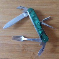Джобно ножче 6 инструмента с виличка зелено с калъф Буковец, снимка 2 - Антикварни и старинни предмети - 44423146
