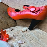 Изисканост към облеклото Ви с дамски обувки,изработени от естествена кожа в актуален червен цвят, снимка 5 - Дамски обувки на ток - 41600756
