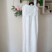 Нова дълга елегантна бяла рокля за всякакъв повод с декорация 3Д орнаменти памук полиестер , снимка 4 - Рокли - 41911809
