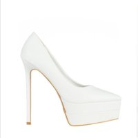 Дамски бели обувки , снимка 2 - Дамски обувки на ток - 41293236
