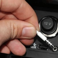 Преходник AUX/Стерео Жак M 3,5mm към USB за музика от флашка за кола, снимка 2 - Аксесоари и консумативи - 42093818