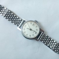 Дамски механичен часовник Заря, снимка 3 - Дамски - 42053765