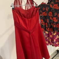 Червена рокля в размер S, снимка 10 - Рокли - 44357960