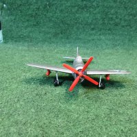 Колекционерски метален самолет на Dinky toys P47 tunderboult , снимка 2 - Колекции - 40023496