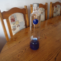 Празна бутилка от френска водка "Сирос", снимка 1 - Колекции - 36324082