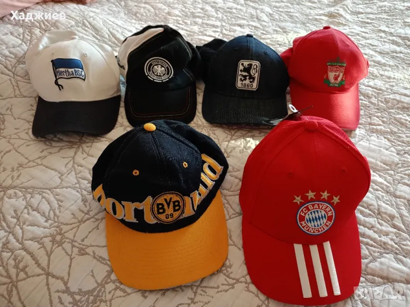 Футболни фен шапки, снимка 1