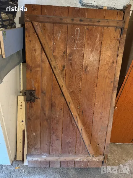 Дървена врата, снимка 1