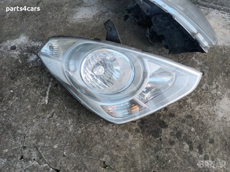 десен фар за хюндай старекс HYNDAI STAREX , снимка 1
