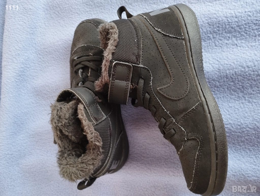 Зимни маратонки Nike номер 32., снимка 1