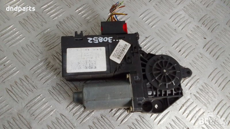 Моторче стъклоповдигач Peugeot 307 2002г.(предно дясно)	, снимка 1