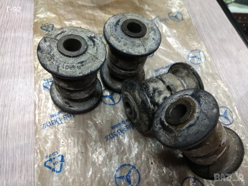 A9013330214,**NEU**LKW**MERCEDES-BENZ**Тампон преден носач ляв/десен (отпред/отзад), снимка 1