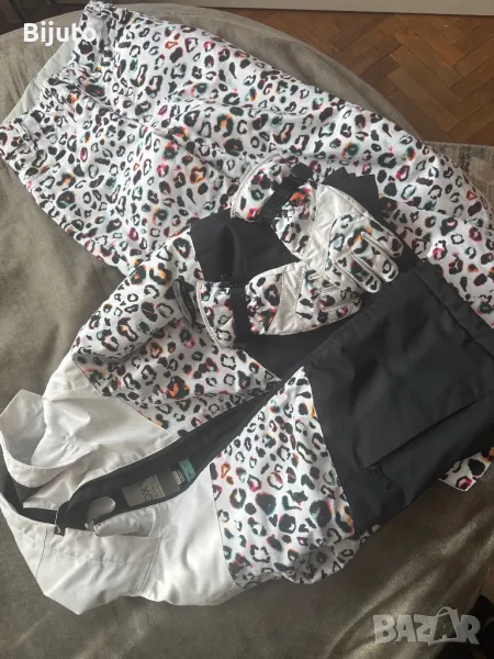 Детска екипировка ROXY 12 г, снимка 1