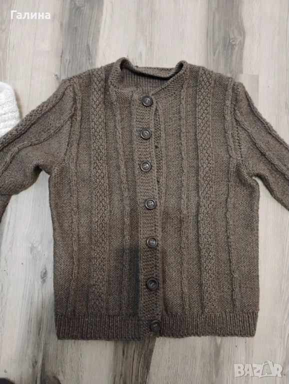  Жилетка ръчно плетиво, снимка 1