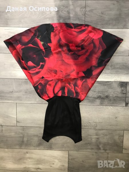 Ефектна рокля , снимка 1