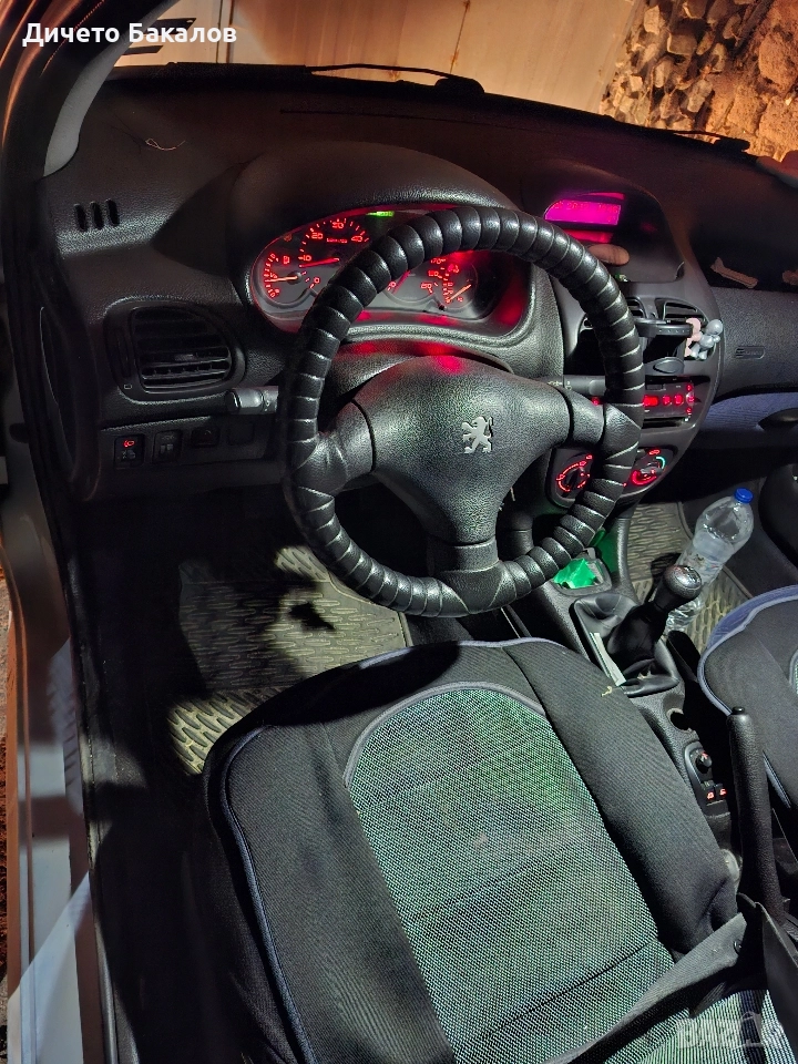 Peugeot 206 2HDI много икономична, снимка 1