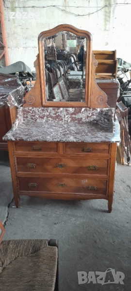 Антикварен тоалетен шкаф №70, снимка 1