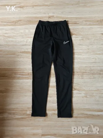 Оригинално мъжко долнище Nike Dri-Fit, снимка 2 - Спортни дрехи, екипи - 48097200