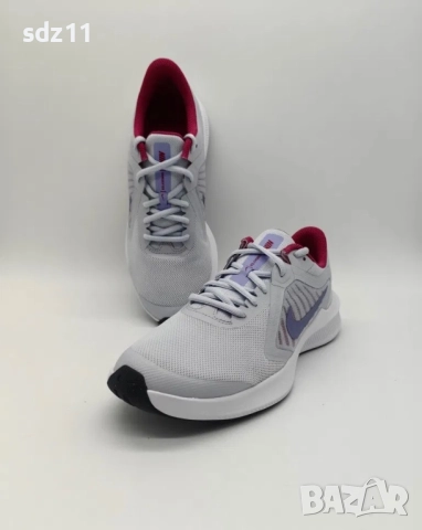 Дамски маратонки Nike Downshifter 10, 36,5 номер, снимка 2 - Маратонки - 52440323