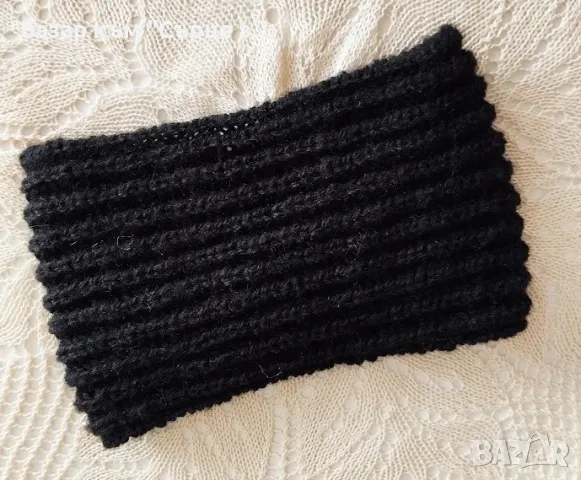 Ръчно плетени вълнени шапки, шалче, ленти, снимка 10 - Шапки - 43827905
