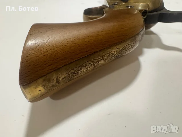 Револевер Colt Navy 1851, снимка 14 - Антикварни и старинни предмети - 55836195