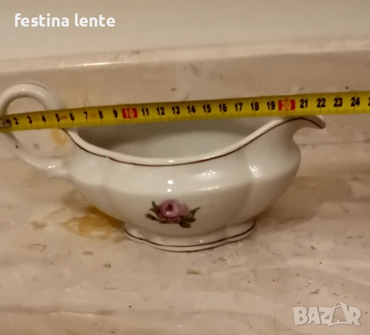 Порцеланова сосиера, снимка 9 - Антикварни и старинни предмети - 52585543