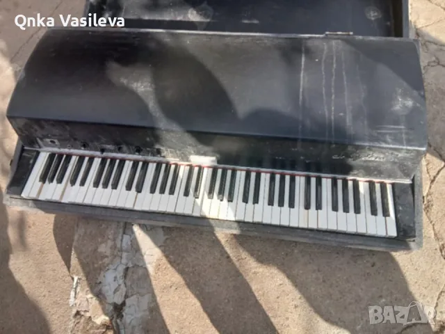 Продава се Пиано Марката се Вижда 