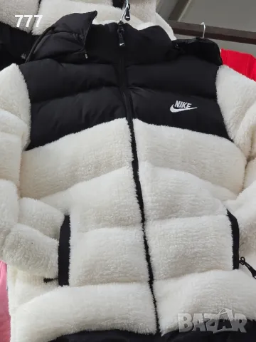 детски якета Nike, снимка 2 - Детски якета и елеци - 48243847