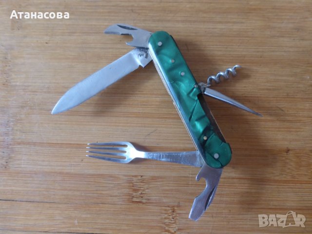 Джобно ножче 6 инструмента с виличка зелено с калъф Буковец, снимка 2 - Антикварни и старинни предмети - 44423146