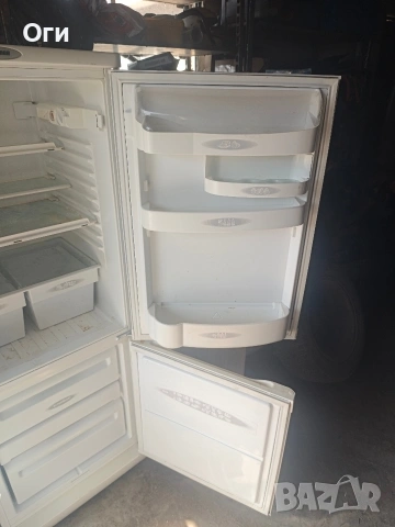 продавам хладилник с фризер, снимка 6 - Хладилници - 53843274