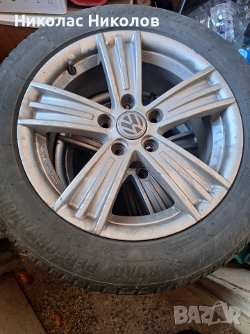 Продавам гуми с джанти на две лета няма на пукано по тях здрави гуми са