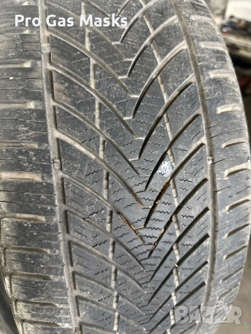Гуми Гума 225/45/17 Тракмах Всесезонни 4 Сезона само за 40 лв за брой Зимни Общо 4 броя в Стара Заго, снимка 4 - Гуми и джанти - 52861328