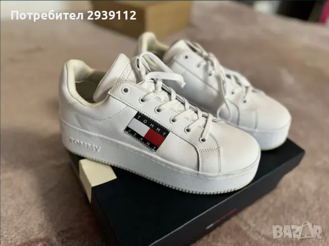 Tommy Hilfiger дамски обувки 41, снимка 1 - Маратонки - 48838148