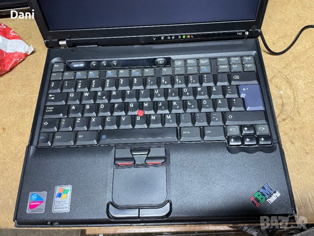 Лаптоп IBM T42, снимка 2 - Лаптопи за дома - 44390932