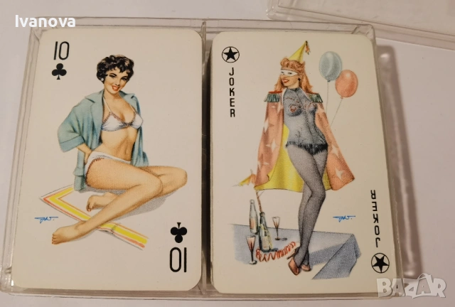 Ретро карти за игра от 1950г с момичета Pin up girls , снимка 11 - Карти за игра - 53787202