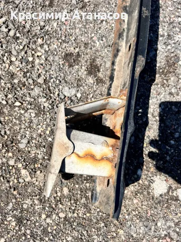 Основа задна  броня за Тойота аурис. 2010-2012г, снимка 3 - Части - 49600024