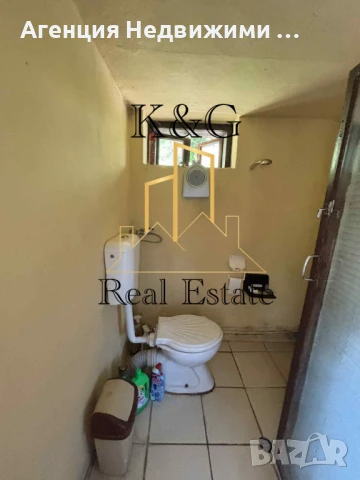 Едноетажна къща в с. Ушинци , снимка 6 - Къщи - 50970577