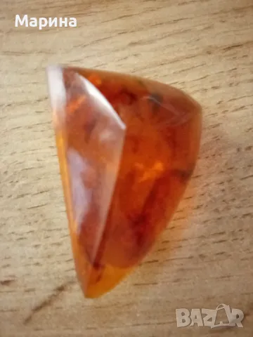 Руска брошка кехлибар 