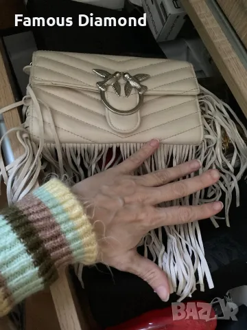Pinko кожена чанта с ресни, снимка 2 - Чанти - 48862965