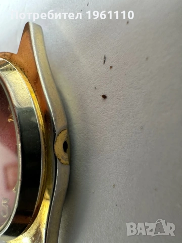 Часовник от марката Qriext. , снимка 3 - Антикварни и старинни предмети - 53695019