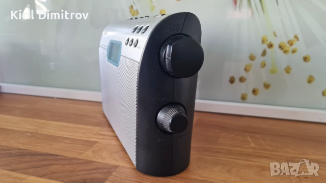 Sony ICF-M600 портативно радио, снимка 3 - Радиокасетофони, транзистори - 52846386