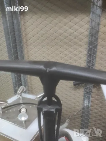 помпа за велосипед , снимка 5 - Аксесоари за велосипеди - 47499943