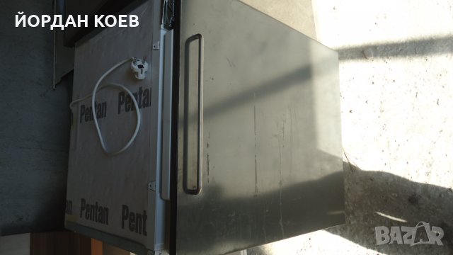 Хладилник за вграждане BOSH, снимка 12 - Хладилници - 34642972