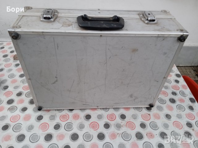 Немски алуминиев куфар 46 х 33 х 16см / 2, снимка 4 - Куфари с инструменти - 39062251