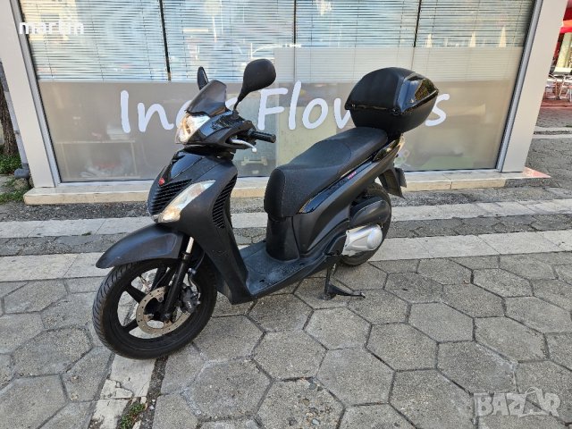 скутер Honda SH 125i 2014г отлична