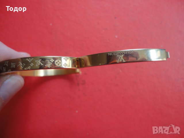 Страхотна позлатена гривна Louis Vuitton, снимка 6 - Гривни - 41203157