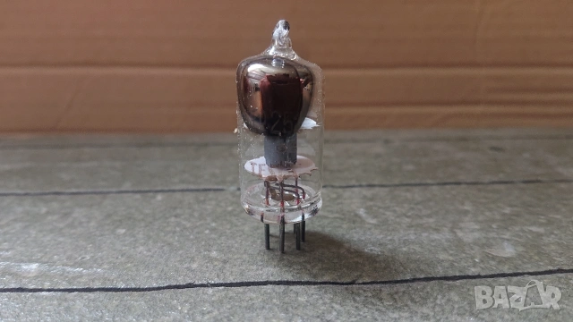 Нова радиолампа TESLA EP251 - аналог на 6Ж1П. 