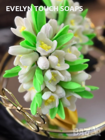 Букет „Кокичета“ от глицеринов сапун, снимка 15 - Козметика за тяло - 53277493