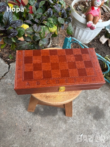 Шах в кожена кутия с дървени фигури + магнит , снимка 13 - Шах и табла - 52326927